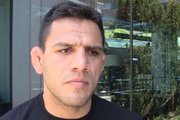 Rafael dos Anjos pede novas categorias no UFC