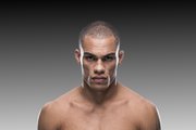 UFC 227: Sheymon Moraes pode enfrentar Matt Sayles em agosto